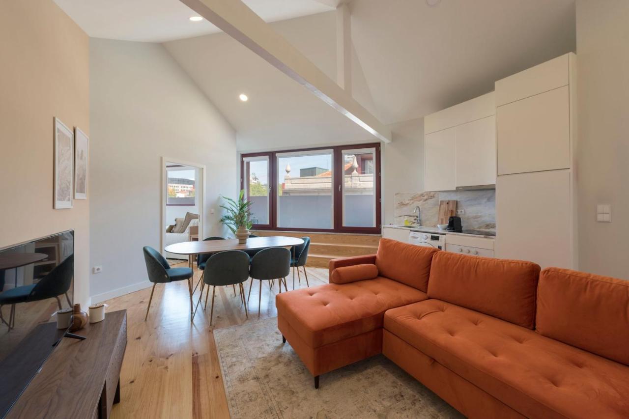 Central Superb Flat W/ Ac & Balcony By Lovelystay 포르투 외부 사진